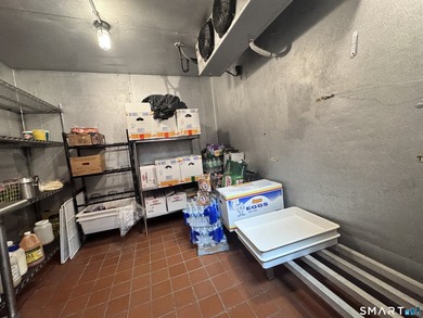 Fully renovated restaurant space featuring newly designed - photo 19
