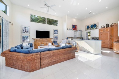 Exquisite single-story residence in the prestigious community of - photo 24