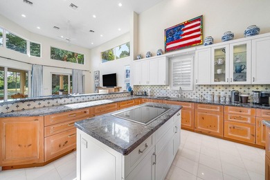 Exquisite single-story residence in the prestigious community of - photo 28