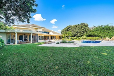 Exquisite single-story residence in the prestigious community of - photo 48