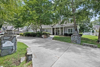 (pending lake) Home For Sale in Cross Hill South Carolina