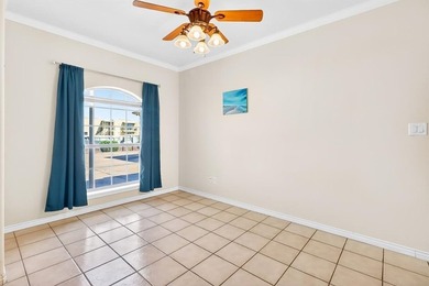 North Padre Island 2-bed, 2.5-bath, 1-car garage, two-story - photo 10