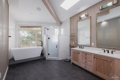 Set atop one of the highest elevations in Gulf Breeze, this - photo 20