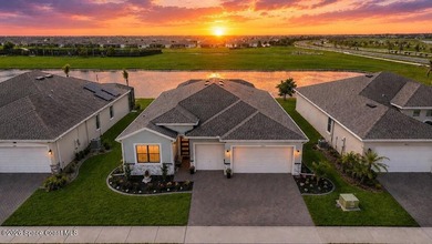 This 4 Bdrm, 3 Bath, 3 Car Garage Lakefront Home on CUL DESAC! - photo 1