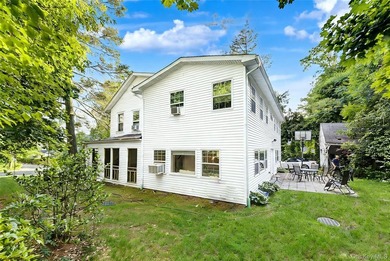 Welcome to this expansive and unique single-family home located - photo 25