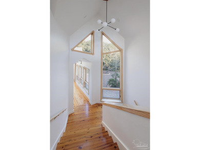 Set atop one of the highest elevations in Gulf Breeze, this - photo 25