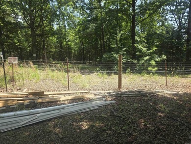 Escape to your own private retreat with this charming 3-bedroom - photo 29