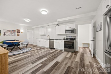 This exceptional Lake Norman home has beautiful updates and - photo 32