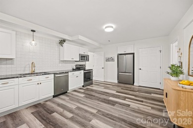 This exceptional Lake Norman home has beautiful updates and - photo 34