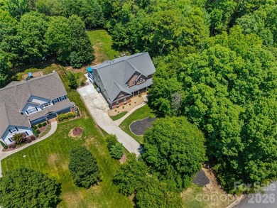 This exceptional Lake Norman home has beautiful updates and - photo 44