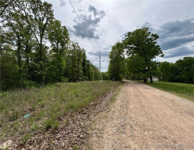 Lake Acreage For Sale in Lincoln, Missouri