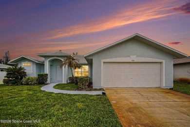 Discover the perfect blend of comfort and convenience in this - photo 1