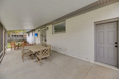 Welcome to your updated waterfront retreat in the desirable - photo 33