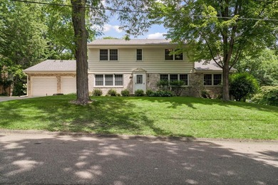 Built by its current owners in 1965, this one-owner home has - photo 2