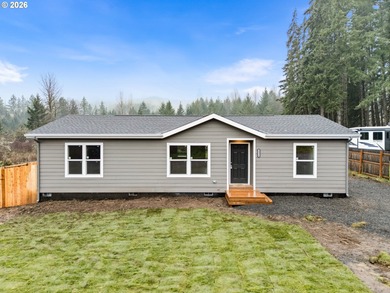 Henry Hagg Lake Home For Sale in Gaston Oregon