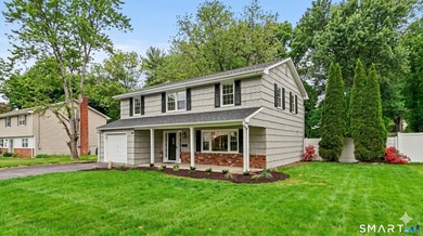 Welcome to 44 Barmore Drive West - a beautifully renovated home - photo 2