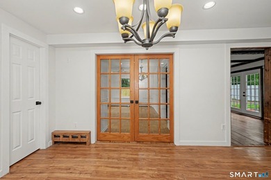 Welcome to 44 Barmore Drive West - a beautifully renovated home - photo 10