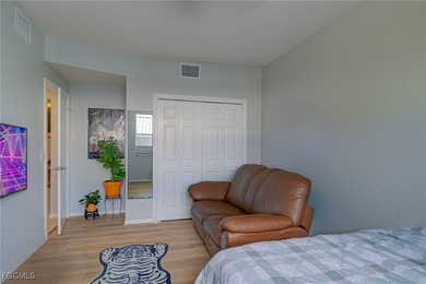 Check out this 2-bedroom, 2-bathroom condo in a Key West style - photo 13