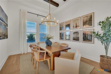 Exceptional design meets everyday comfort in this beautifully - photo 14