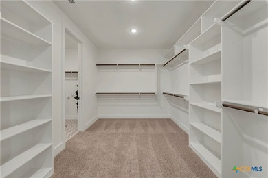 Exceptional design meets everyday comfort in this beautifully - photo 24