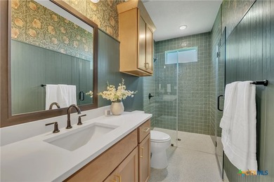 Exceptional design meets everyday comfort in this beautifully - photo 32