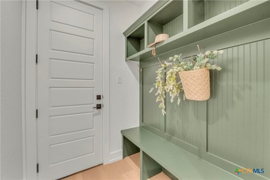Exceptional design meets everyday comfort in this beautifully - photo 34