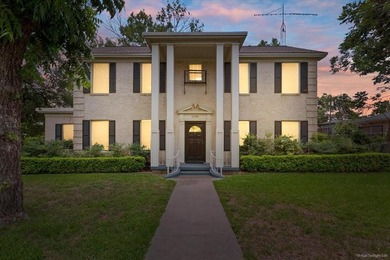 Lake Waco Home For Sale in Waco Texas