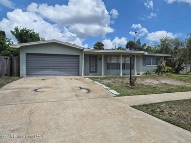 Step into a home that feels brand new. This stunning 3-bedroom - photo 1
