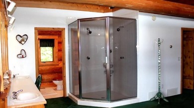 Contractors Dream Fixer Upper!! 2700+ sq ft 3 bed/ 2 bath on - photo 15