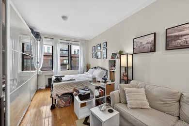 A 25' wide, five story, 20 unit multifamily is now offered by - photo 8