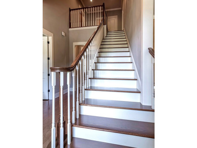 Beautifully Maintained one owner Brick Home in the highly - photo 27
