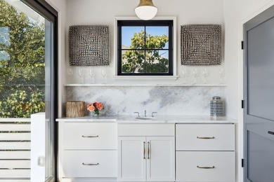 This home inspired by the Dutch West Indies is one of the most - photo 39