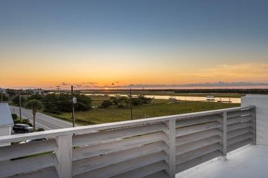 This home inspired by the Dutch West Indies is one of the most - photo 45