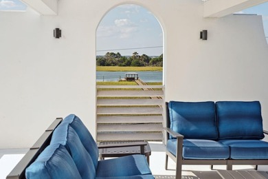 This home inspired by the Dutch West Indies is one of the most - photo 46