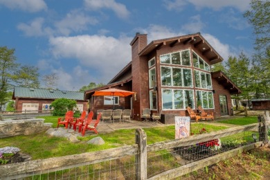 Stunning, Direct Lakeside Home w/4 Car Garage - photo 1