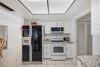 PRICED TO SELL! Recently appraised. Move-in ready 2-bedroom - photo 14