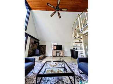 This newly renovated cottage offers privacy, year-round deep - photo 17