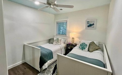 Located in beautiful West Ashley - quiet dead end street. Plenty - photo 28