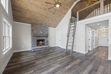 Escape to Lake Hartwell in this thoughtfully designed new - photo 5