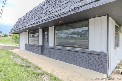 Prime Commercial Opportunity with Residential Income in the - photo 7