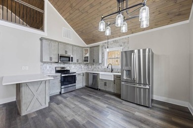 Escape to Lake Hartwell in this thoughtfully designed new - photo 7