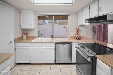 Previously accepted short sale! Welcome to the Bellair community - photo 8