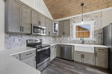 Escape to Lake Hartwell in this thoughtfully designed new - photo 8