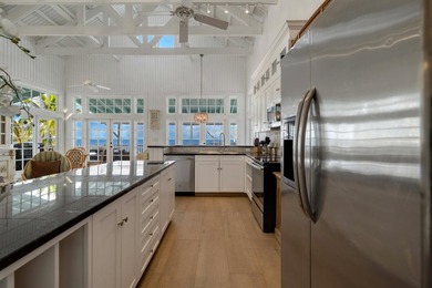 Charming oceanfront cottage located in the historic district of - photo 14