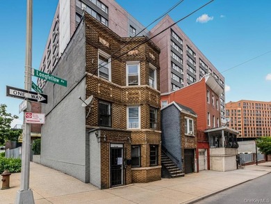 Great Opportunity! Newly Renovated Legal 2 family house with a - photo 14