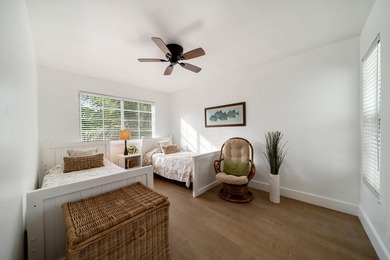 Charming oceanfront cottage located in the historic district of - photo 38