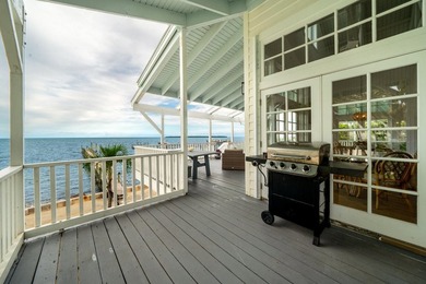 Charming oceanfront cottage located in the historic district of - photo 43
