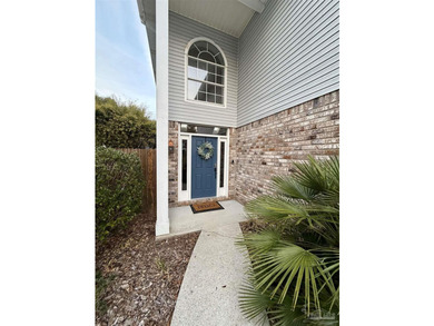 Beautifully transformed 3-bedroom, 2-1/2-bath home nestled in - photo 4