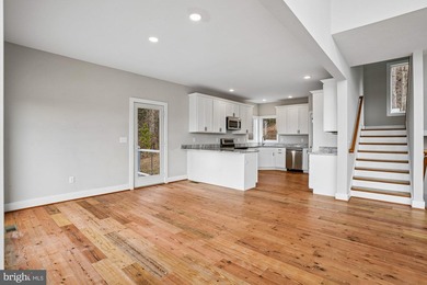 3 Finished Level Custom-built home with absolutely stunning - photo 13