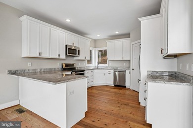 3 Finished Level Custom-built home with absolutely stunning - photo 14